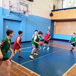 6 ���� � ��� �� "�� "��������" ��� �������� ������ �� ���������� "����� ������ ����������" ����� ������ ������ 2010-2011�.�. � ������ ������������������ ���������