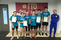 ����� ���